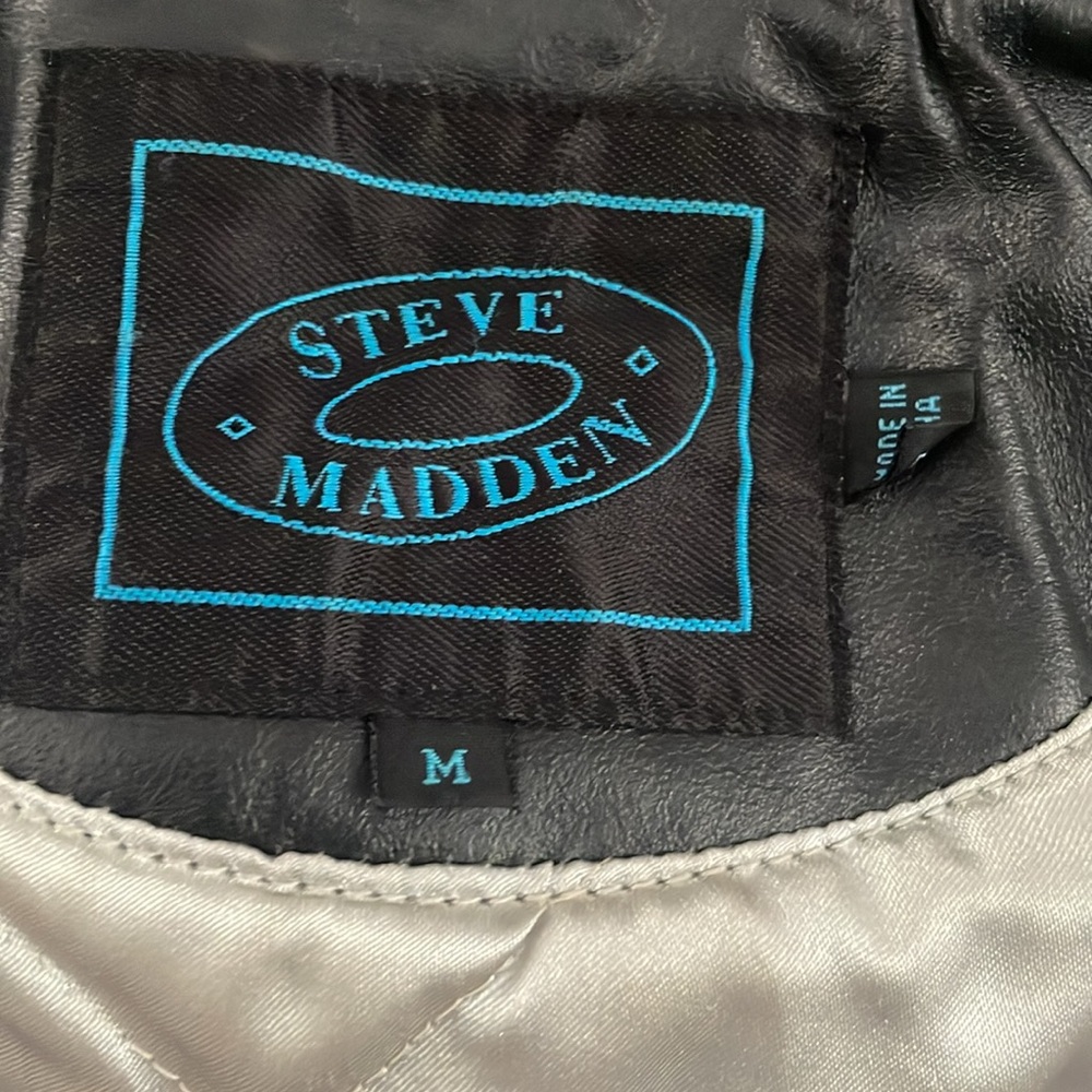 Women’s Jacket - Picture 9 of 11